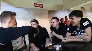 PIJANY PARAMAXIL WYRZUCONY Z BARU