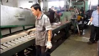 紫铜管挤压 Copper pipe extrusion machine