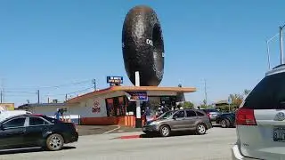 @randysdounts #randysdonuts | Gonna Go To The Super Bowl