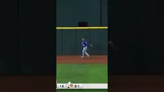 Kyle Isbel robs possible home run #homerun #kc #kansascity #kcr #highlight #baseball #sports