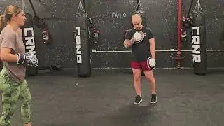 teaching the slip in boxing for beginners - intermediate - using focus mitts (train along with me)