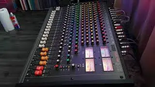 Console tascam M-216 