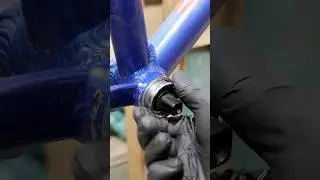 Installing a square taper bottom bracket like it&rsquo;s 2000 again
