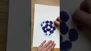 Using flower petals to create natural art 🔨🌸🌿