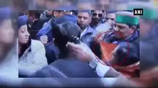 Congress MLA Asha Kumari slaps woman constable, gets slapped back   breaking News