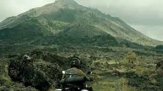 Riding in Silence &mdash; Black Lava Kintamani