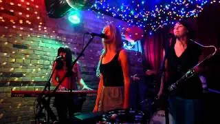 Sidney York - Cold In Here