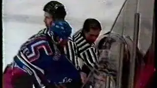 Mark Janssens Vs Trent Yawney 10.06.90
