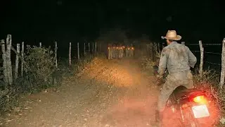 A PROCISSAO NA ESTRADA DE TERRA