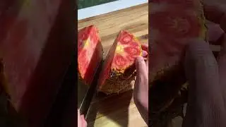 How to cut a pink pineapple
