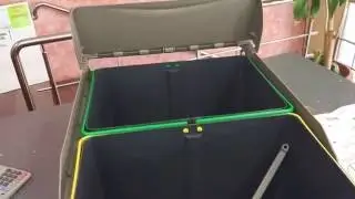 Cubo de basura extraible para mueble de cocina, con apertura automatica