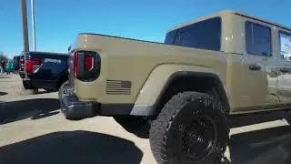 LIFTED 2025 Jeep Gladiator Sport S -