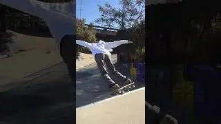 Learned how to backside smith grind on the quarter pipe #skateboarding #shorts
