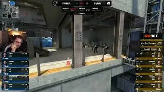ohnePixel notices a SPECIAL knife..🤔