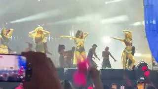 Blackpink - Deadline World Tour 2025/26 - Paris - France - VIP View