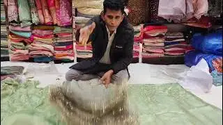 hand work mein Sundar Sadi