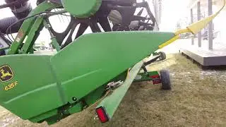 #89 - 2011 John Deere 635F Flex Head
