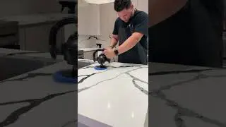 Quartz countertop polishing