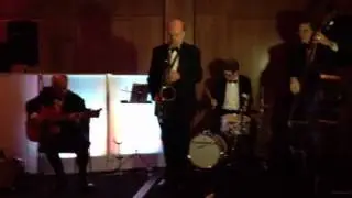Alan Brady, leading the Robert Lawrence Quartet.