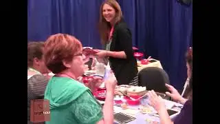 CraftHaul: Beacon Adhesives Glue-It Glitter Ornament at Create-n-Connect Summer '13