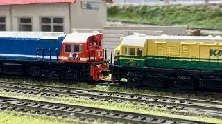 Drama kereta api Vintage CC201 & CC205 Doule traksi ngebut hingga terlepas dari gerbongnya