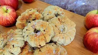 How to Bake Apple Doughnut Cookies with Top Timeless Christmas Songs