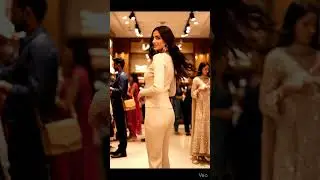 Indian Women Outfit Ideas | Traditional & Modern Look | Latest Fashion Trends