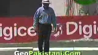 Sureh Raina makes a run out without leg no umpire