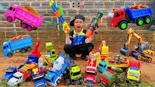 Em tu bi s&uacute;ng AK lớn nhất thế giới giải cứu m&aacute;y x&uacute;c tho&aacute;t khỏi b&atilde;i c&aacute;t l&uacute;n, cần cẩu, &ocirc; t&ocirc;, xe tải