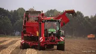 uien oogsten John Deere 640R en een Grimme SE 150-60