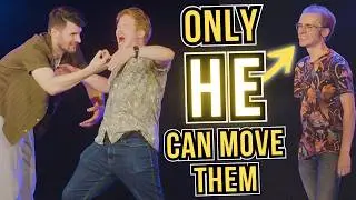 HIGH-RISK KNITTING | PUPPETS game | Actors CAN'T MOVE. Only AUDIENCE MEMBER can move them