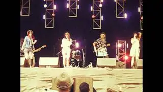 The Scarletz - Night Bus [LIVE! At the Isle of Wight Festival 2011]