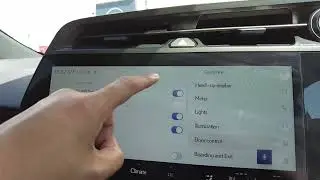 Lexus auto door lock settings (RZ 450e example)