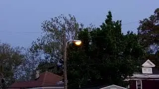 150W High pressure sodium street light startup. (old video) summer 2025