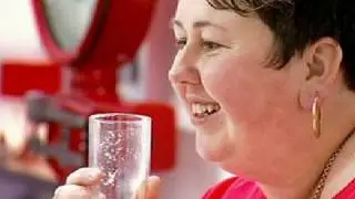 Supersize vs Superskinny | Pour Nutrition | Channel 4