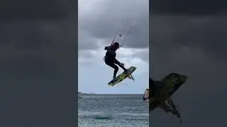 Unleashing Kitesurfing Stunts: Conquer Waves & Sky