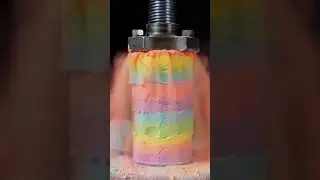 The Most Satisfying Bath Bomb Crush You'll Ever See 勞