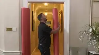 How to protect doors when moving house