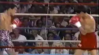 Hector Camacho vs. Jose Luis Ramirez (Clip One)