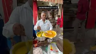 Best Live Dal Pakwan in Ahmedabad. #ahmedabadfood #dalpakwan #streetfood #indianfood