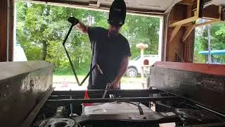 Episode : 40 - 1950 Chevy frame/LS swap 4x4 : Disaster Strikes!!
