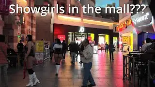 Walking The Las Vegas Strip on 1/13 in 4k around 6pm - People watching, Showgirls, Entertainers.