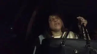 ASMR Gum Chewing and Popping / What&rsquo;s in my COACH Folio Tote Bag? / Work Bag / Travel Bag / Tingles