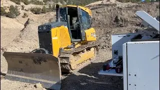 Замена генератора John Deere 650K