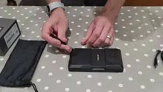 Unboxing of the new BMW Motorrad Connected Ride Navigator