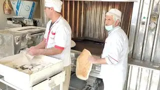 THE SECRET OF BAKING IRANIAN BREAD !!! BAKER MAN WITH MAGIC HANDS|tufton