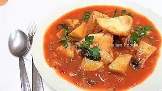 Salt Cod with potatoes and bell pepper. Baccal&agrave; recipe Italian Food