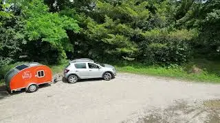 Nirvana Van, une adorable mini caravane de seulement 400 kg parfaitement agenc&eacute;e