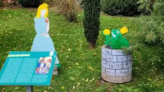 Im M&auml;rchenpark herrscht kunterbuntes Allerlei - Eine Collage - Text und Idee von R&uuml;diger Neuk&auml;ter