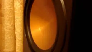 Noisia -- Tommy's Theme на Klipsch RB-81 II. ~50% громкости.